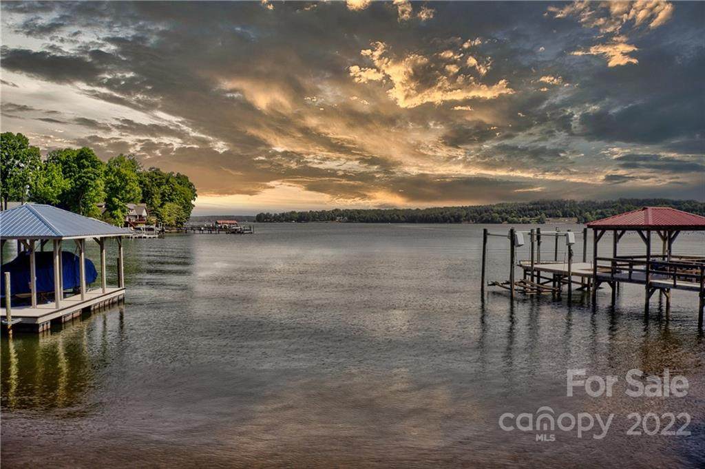 5008 Kiser Island Road - Photo 1