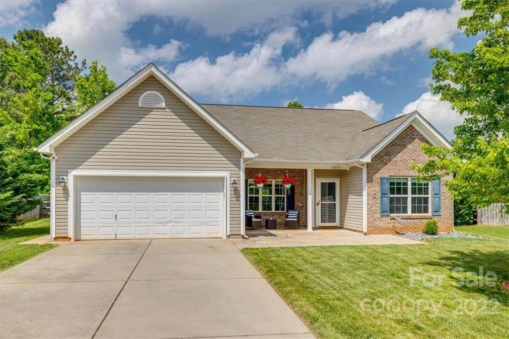 10220 Highland Creek Circle - Photo 1