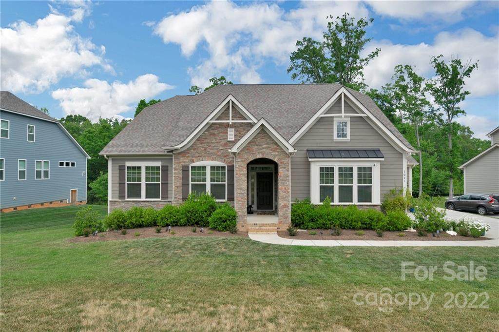 1021 Greenwich Park Drive - Photo 1