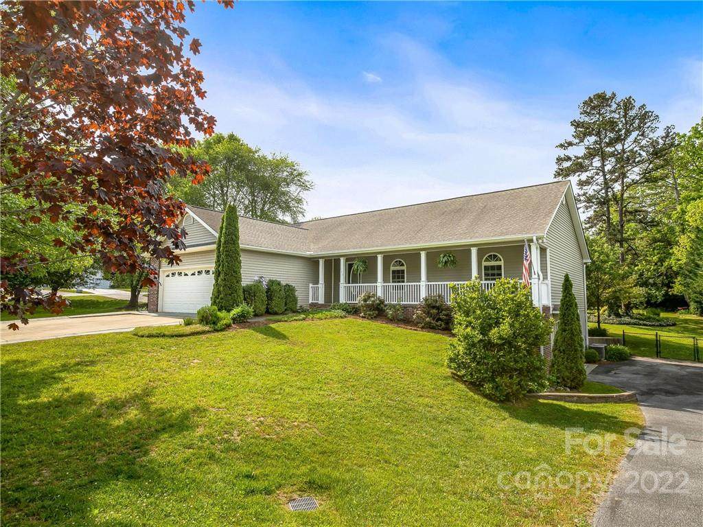 115 Classic Oaks Circle - Photo 1