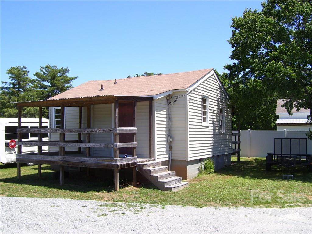 1085 Mt Moriah Church Road - Photo 1