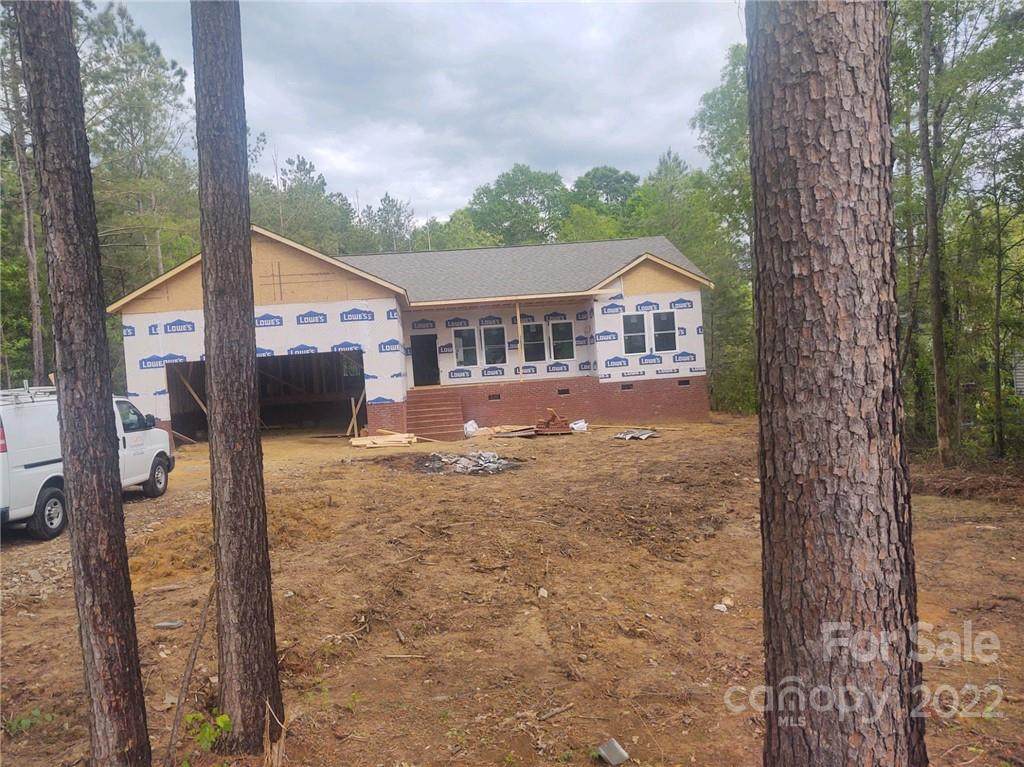 2081 Country Club Drive - Photo 1