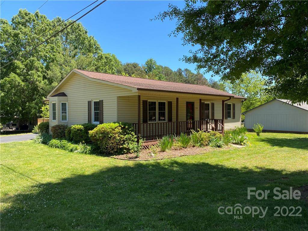 1030 22nd Street Place - Photo 1