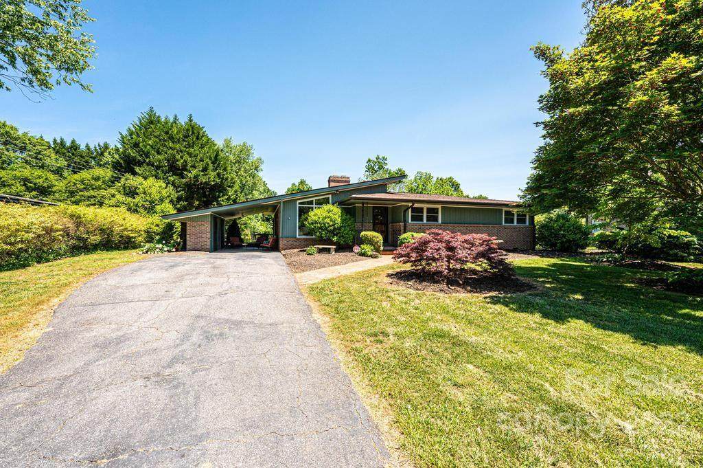 126 21st Avenue - Photo 1
