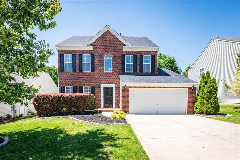 2004 Bridleside Drive - Photo 1