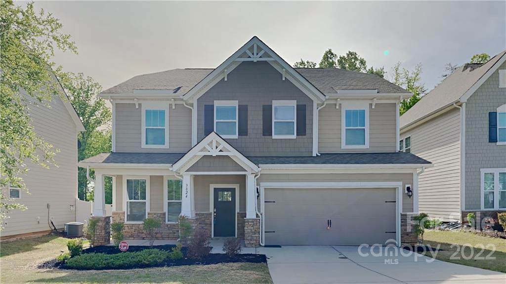 3824 Lake Breeze Drive - Photo 1