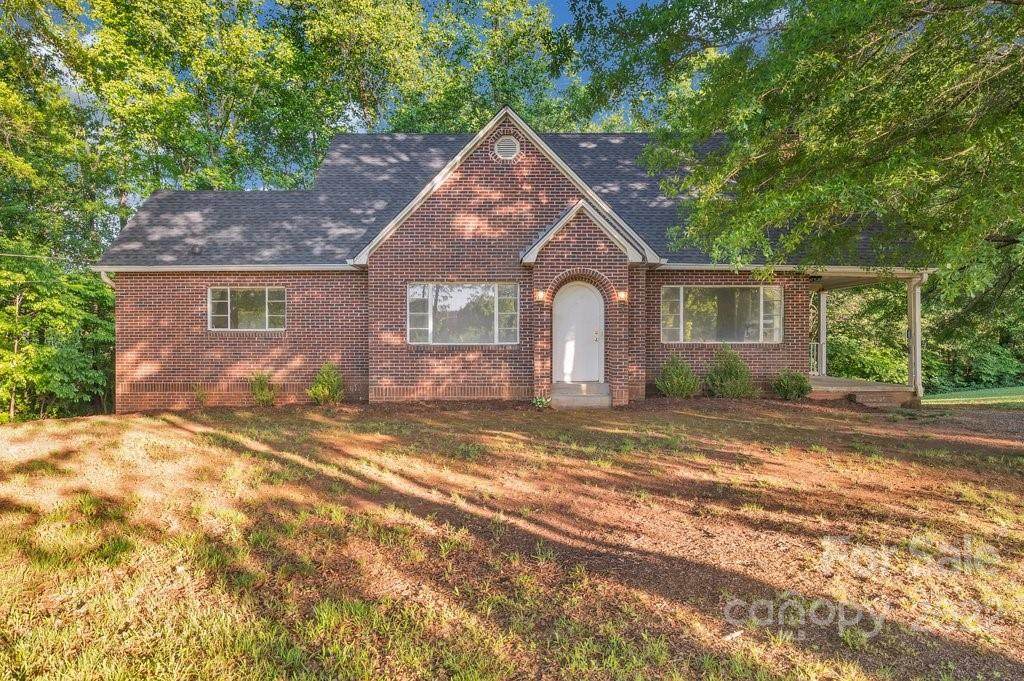 3154 15th Ave Boulevard - Photo 1