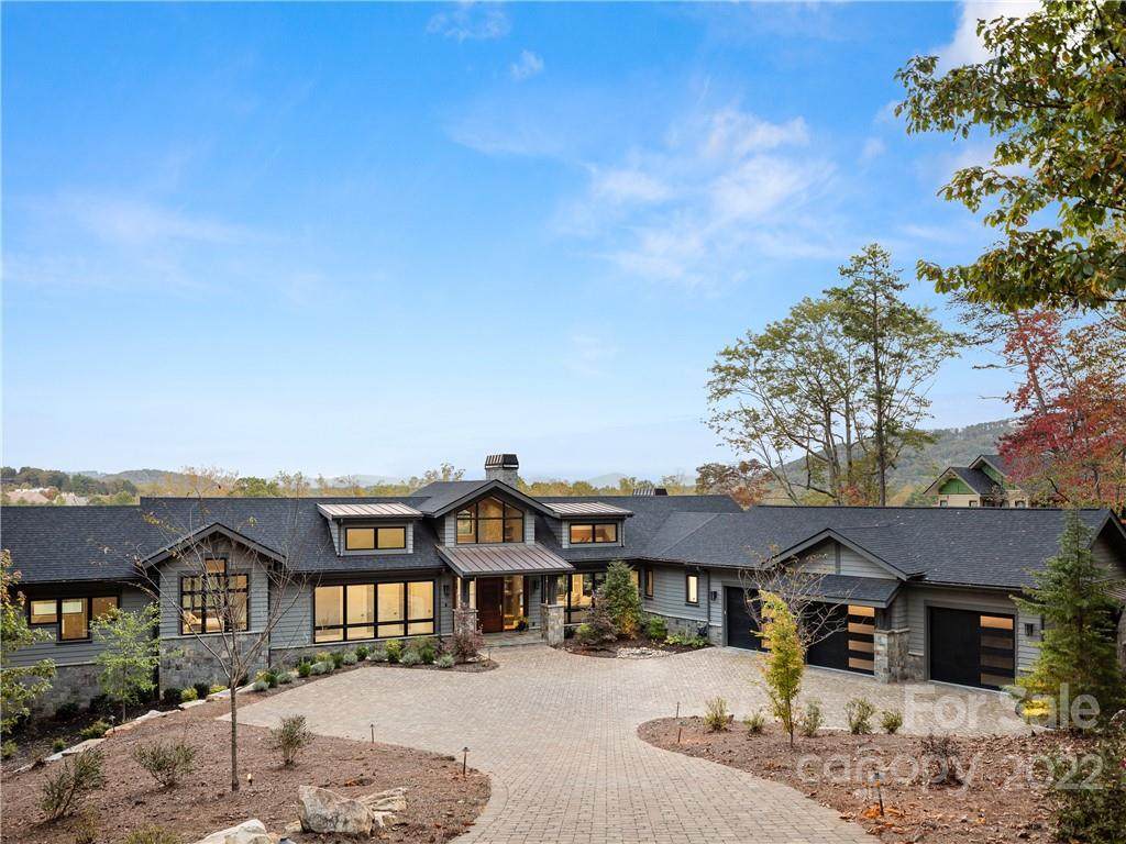 558 Walnut Valley Parkway - Photo 1