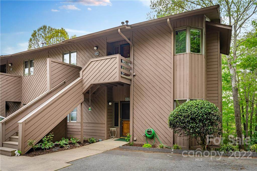305 Piney Mountain Drive - Photo 1