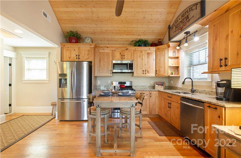 41 Mildred Avenue - Photo 1
