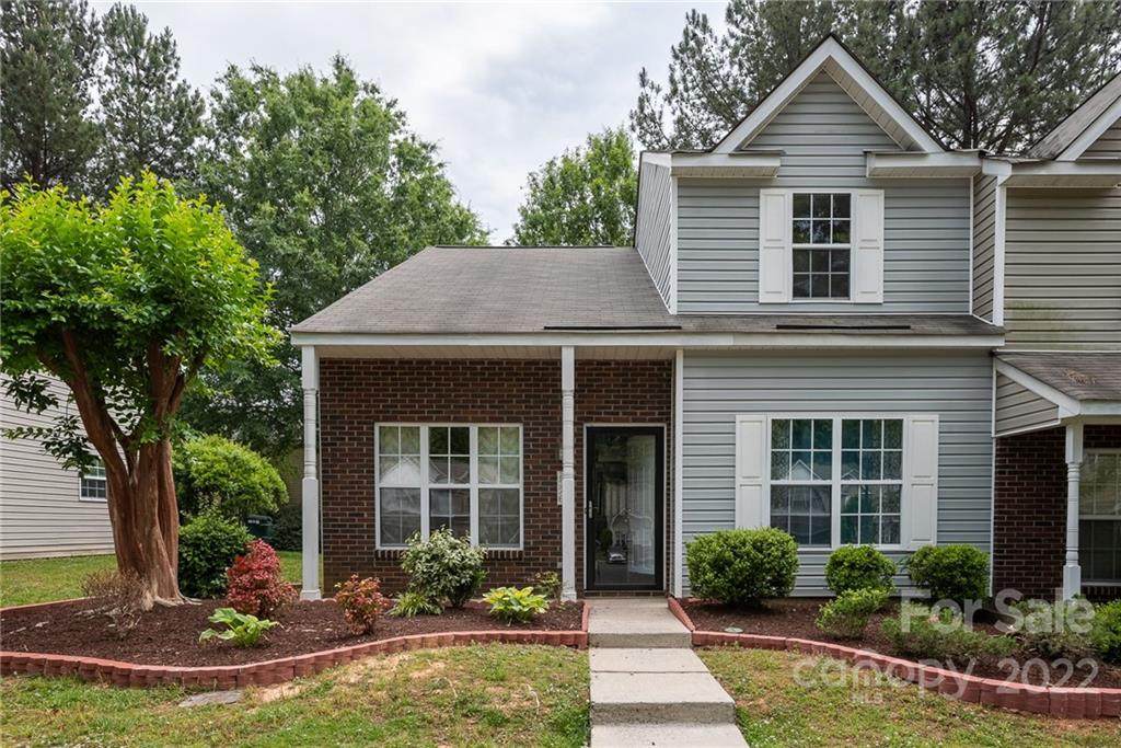 7526 Petrea Lane - Photo 1