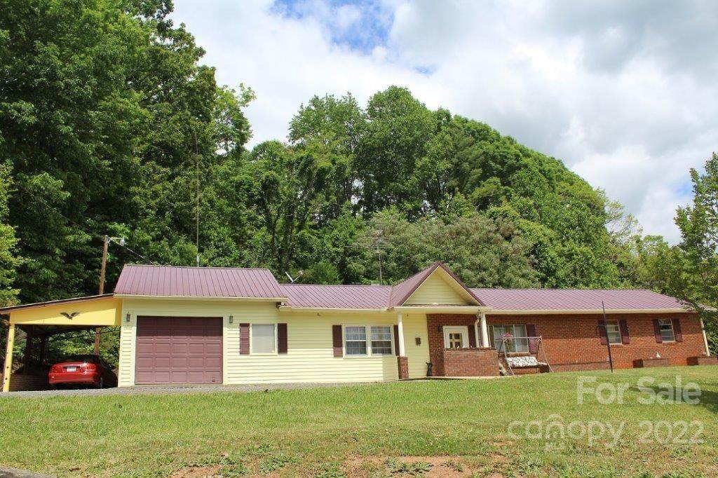 945 Summers Road - Photo 1