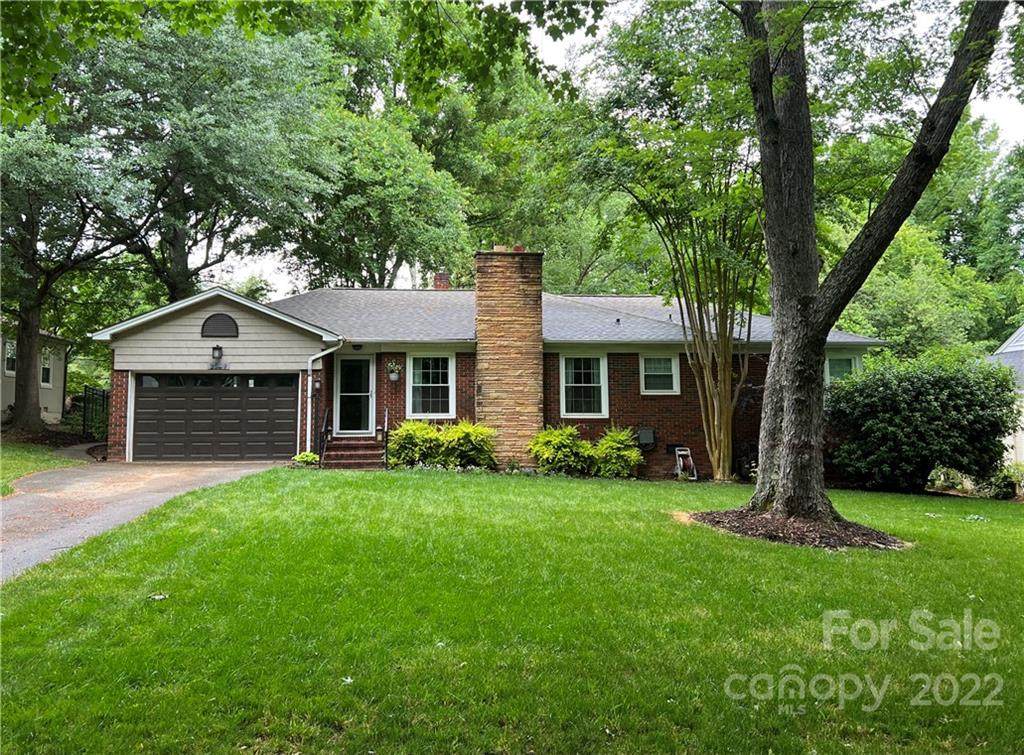 2547 Country Club Lane - Photo 1