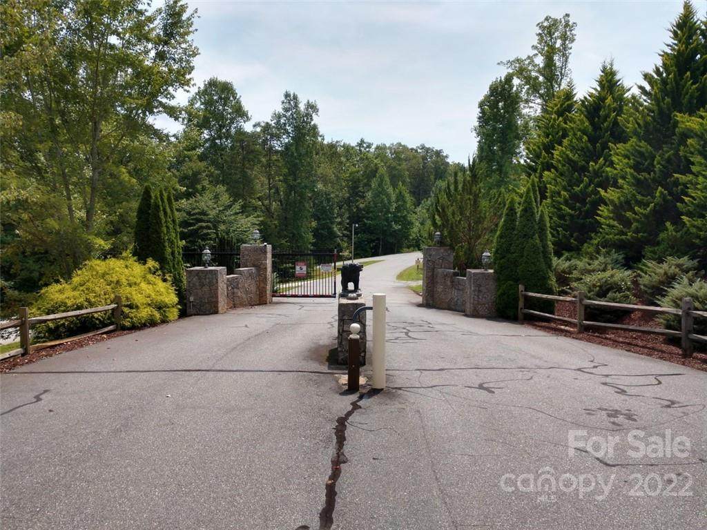 00 Cross Creek Drive - Photo 1