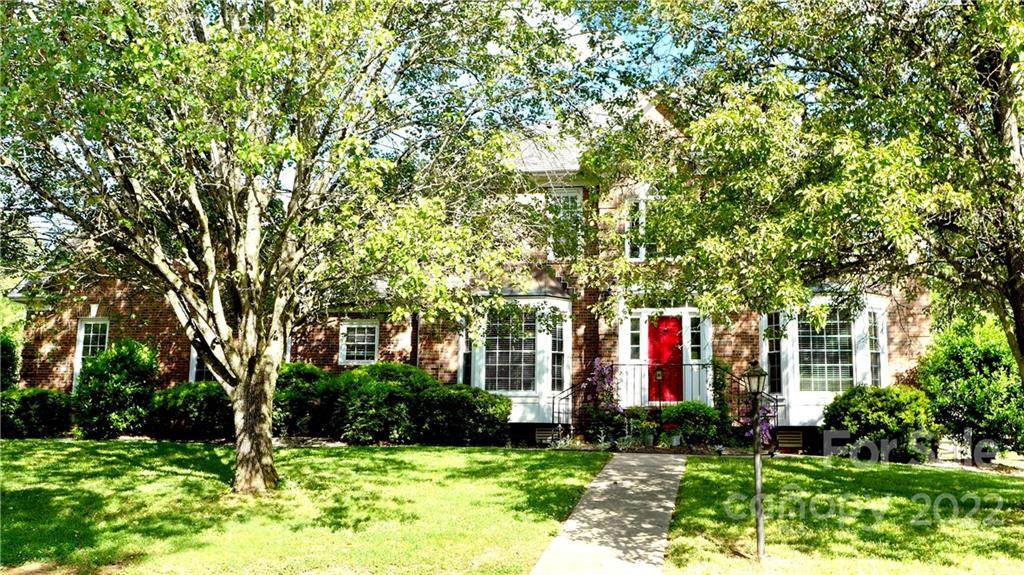2704 Lamplighter Drive - Photo 1
