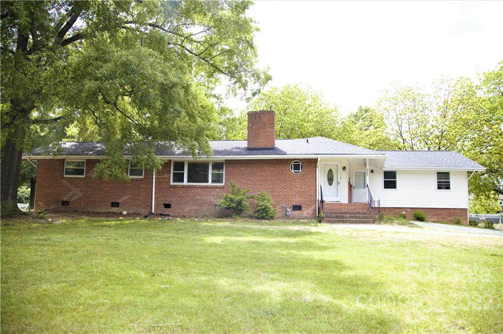 3132 Westerwood Drive - Photo 1