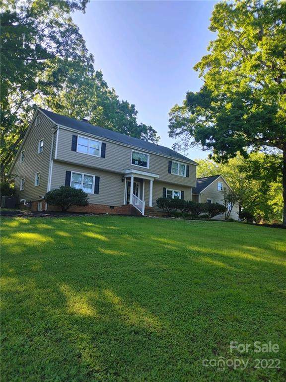 212 Overbrook Drive - Photo 1