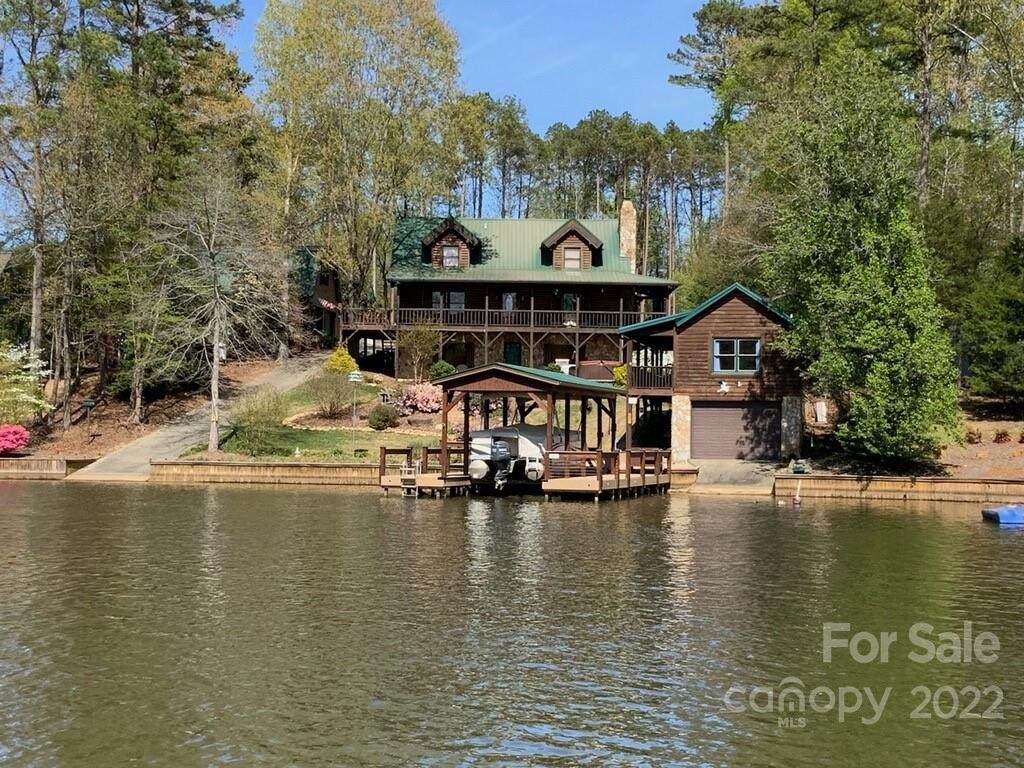 138 Shoreline Drive - Photo 1