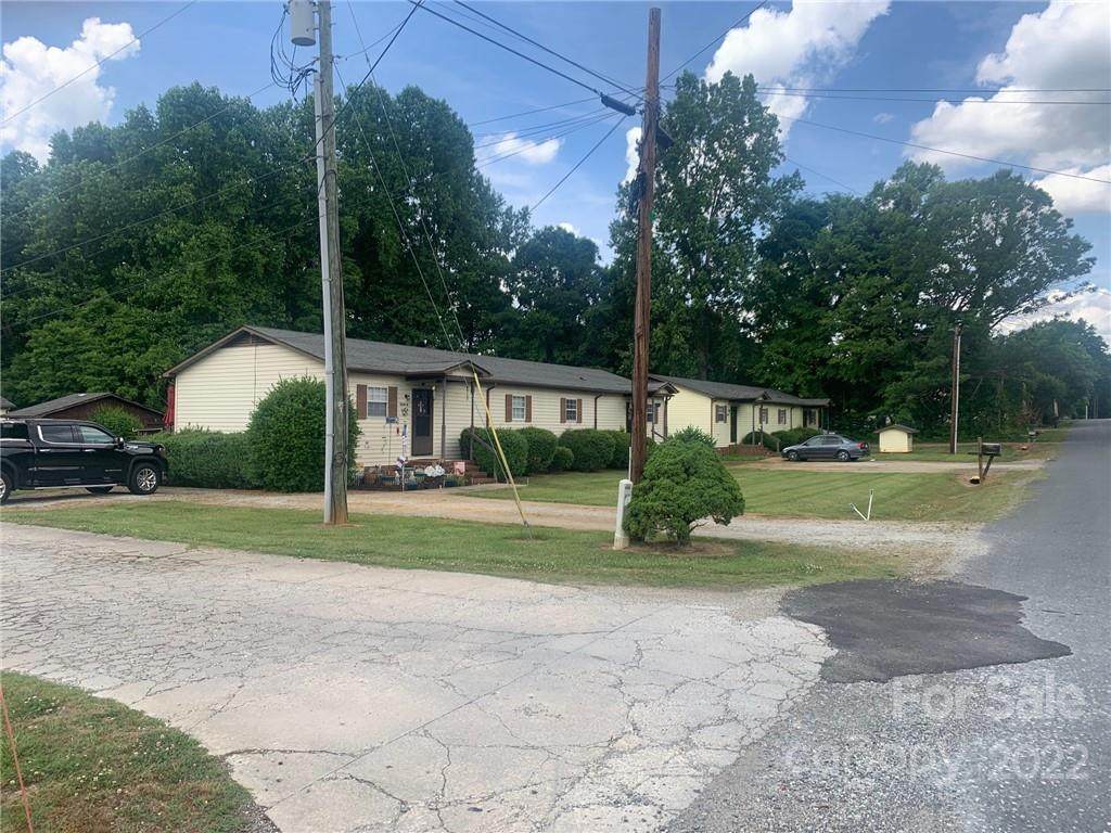 5850 Bertie Avenue - Photo 1