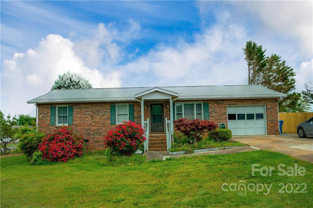 138 Dogwood Acres Lane - Photo 1