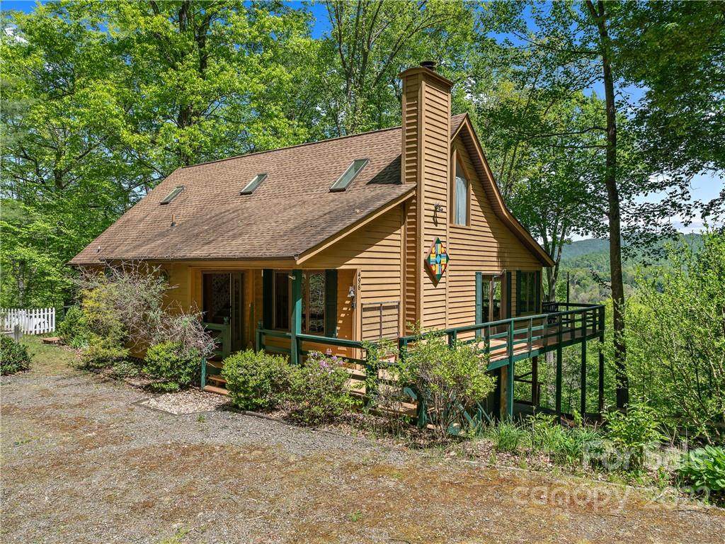 496 West Ridge Drive - Photo 1