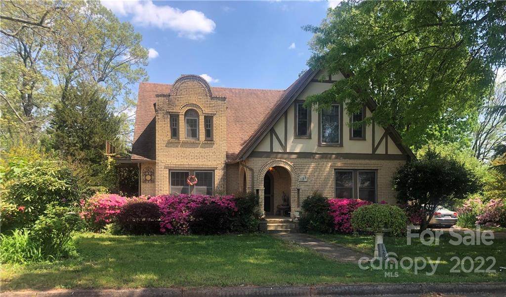 123 Center Street - Photo 1