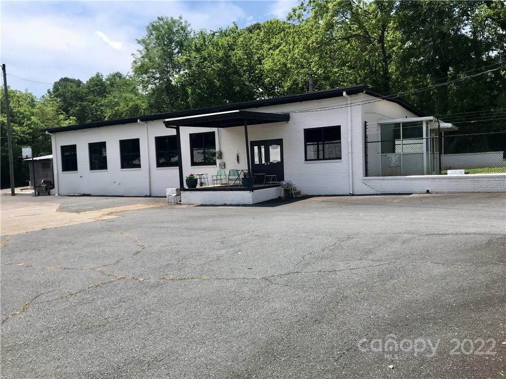 515 Clay Street - Photo 1