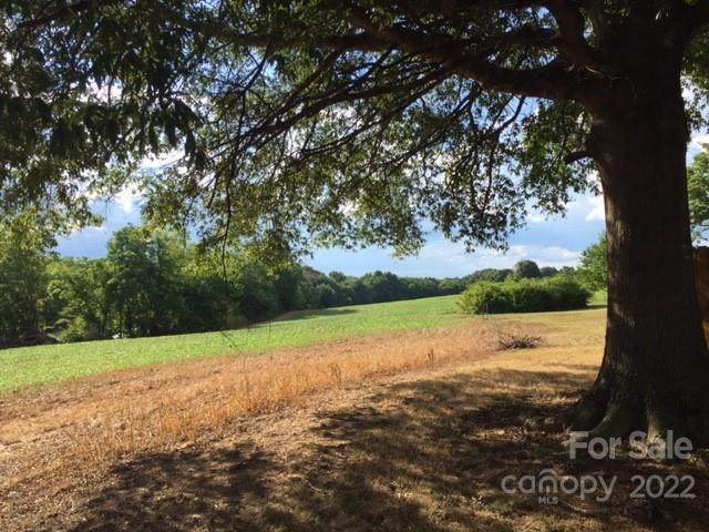 2713 Morgan Mill Road - Photo 1