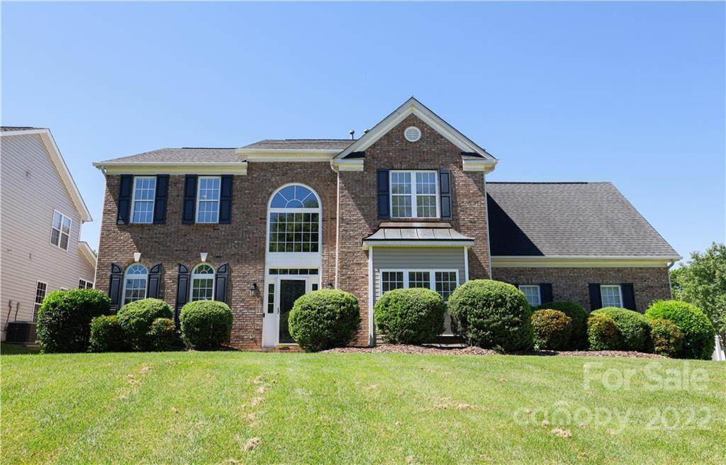 11039 Amherst Glen Drive - Photo 1