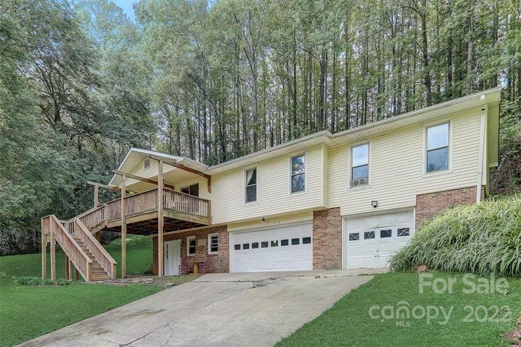 319 Pioneer Drive - Photo 1