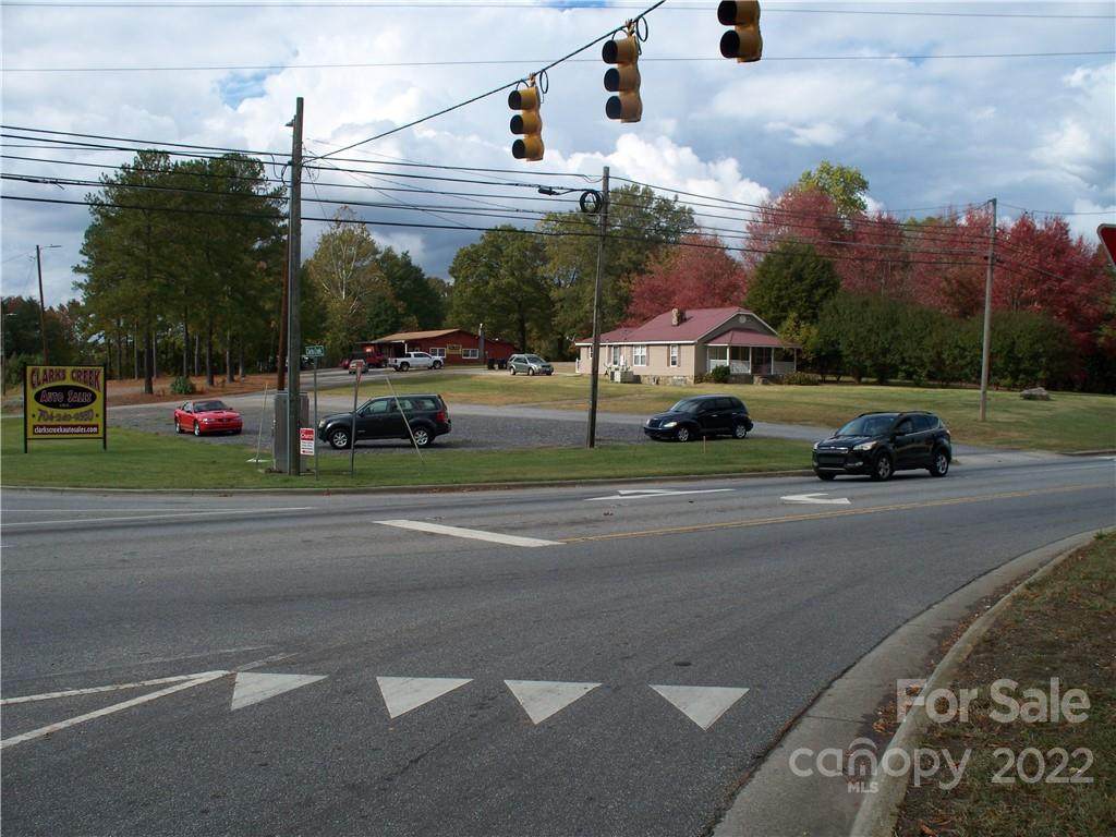 2671 Maiden Highway - Photo 1