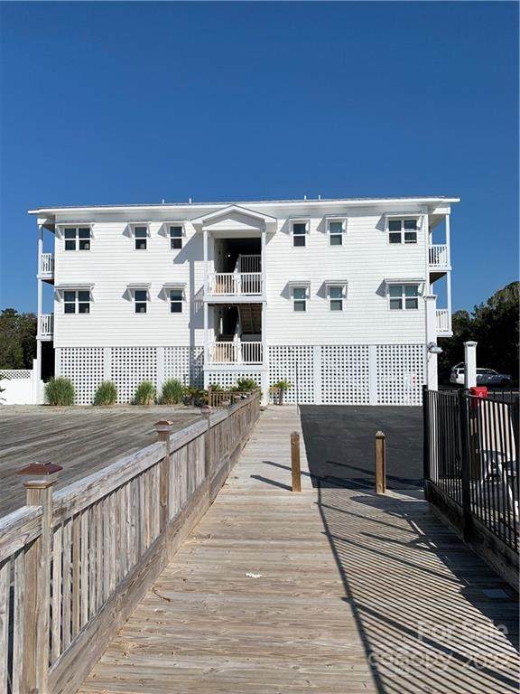 704 Moore Street - Photo 1