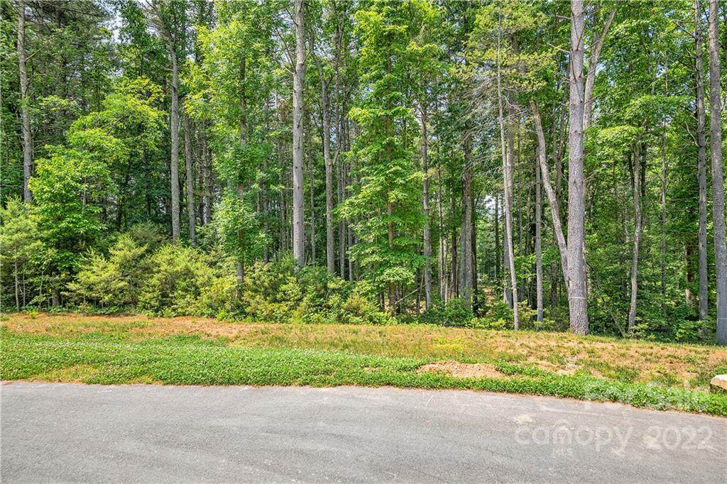 420 Moraine Court - Photo 1