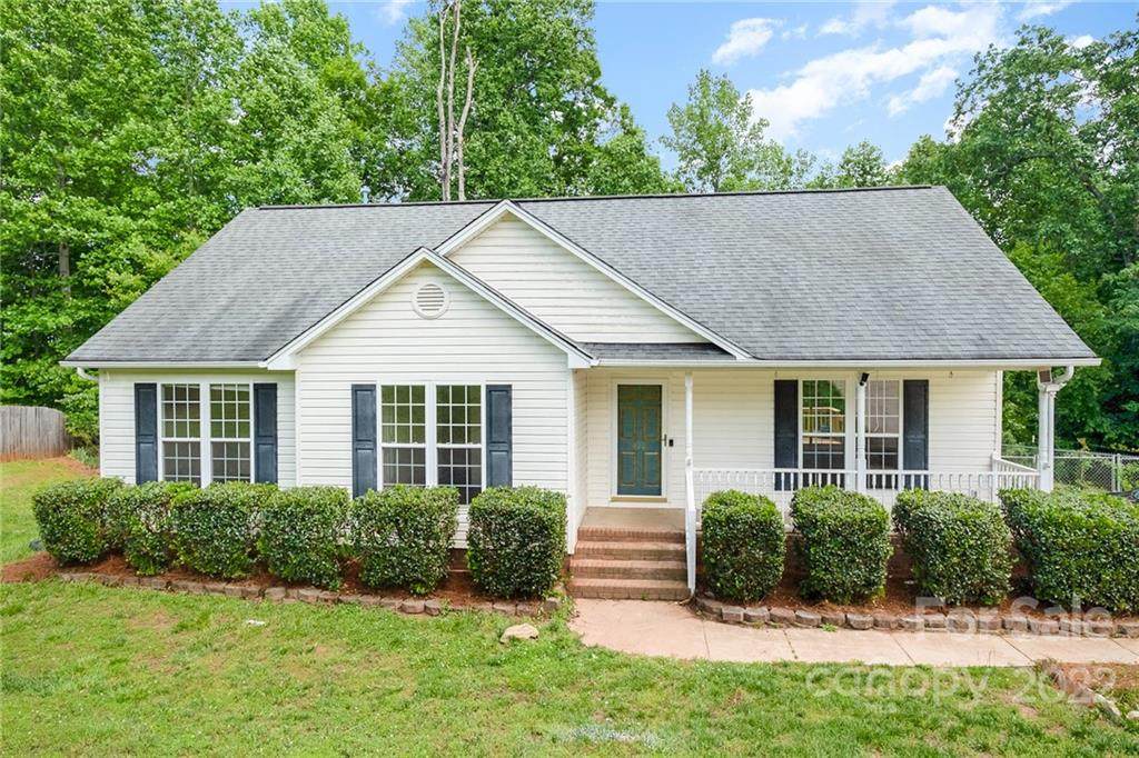 920 Brooklee Drive - Photo 1