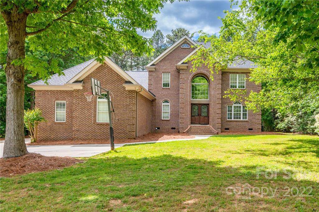 2581 Penngate Drive - Photo 1