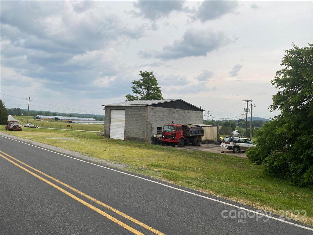 770 Walker Foundry Loop - Photo 1