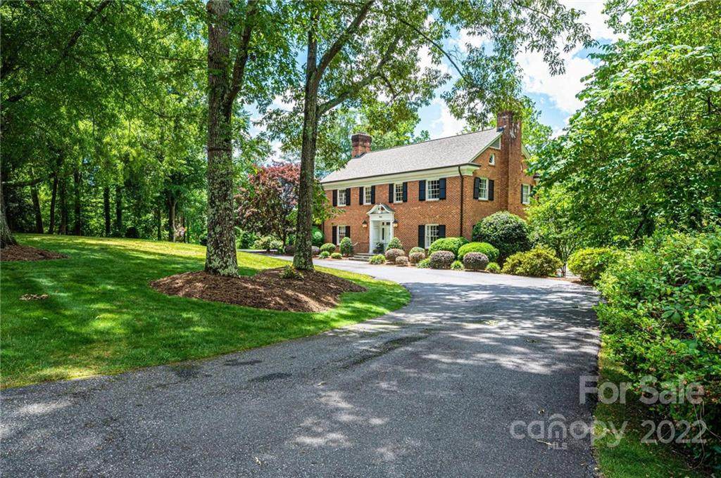 945 19th Avenue - Photo 1