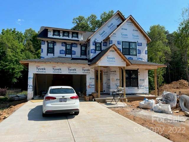 860 38th Street - Photo 1