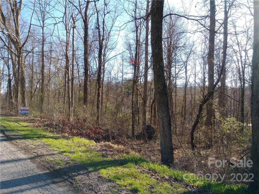 000 Lyndhurst Drive - Photo 1