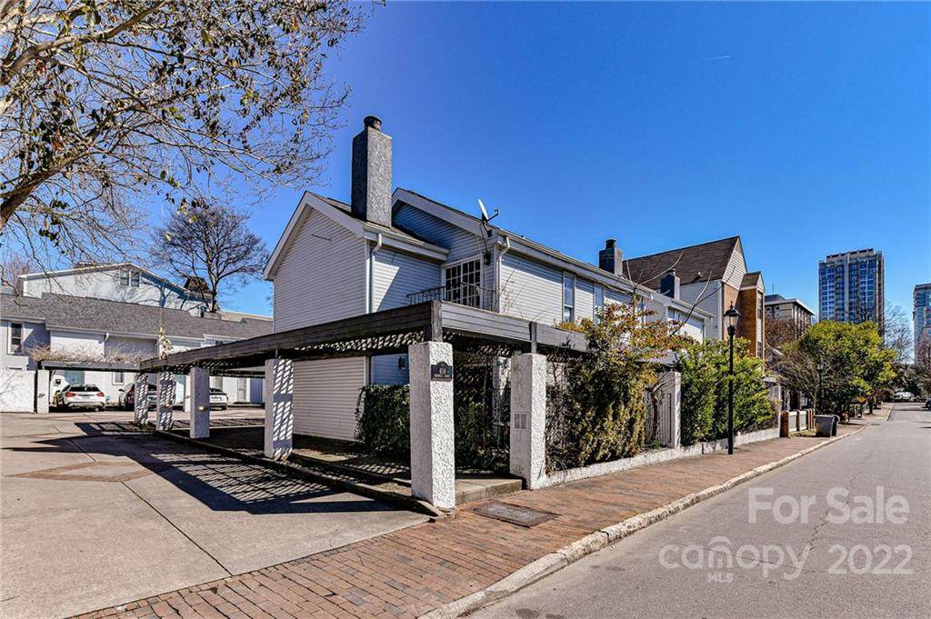 414 9th Street - Photo 1