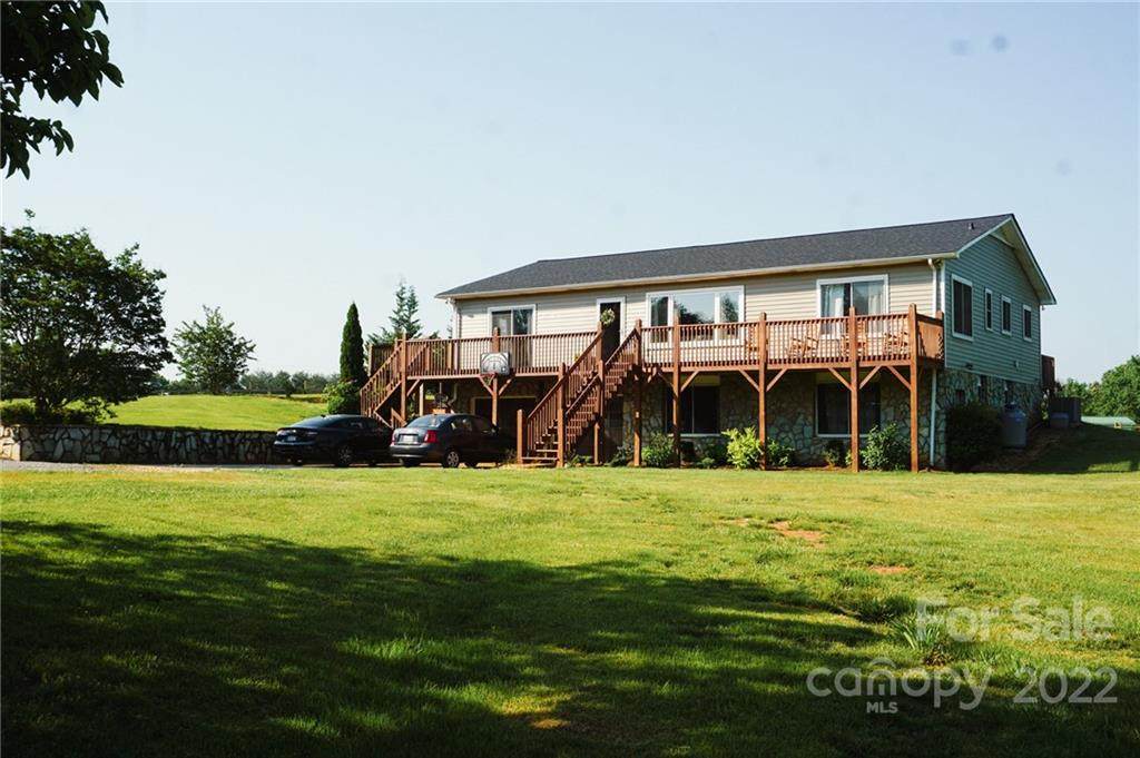 516 Starview Drive - Photo 1