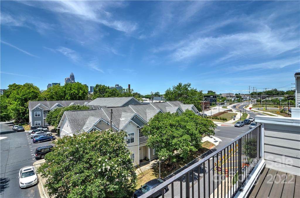 409 16th Street - Photo 1