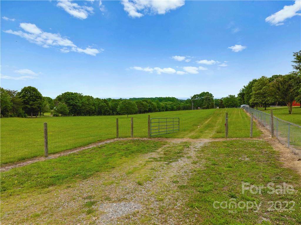 2743 Water Plant Road - Photo 1