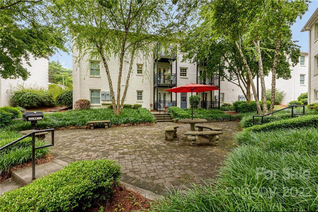 4915 Park Road - Photo 1