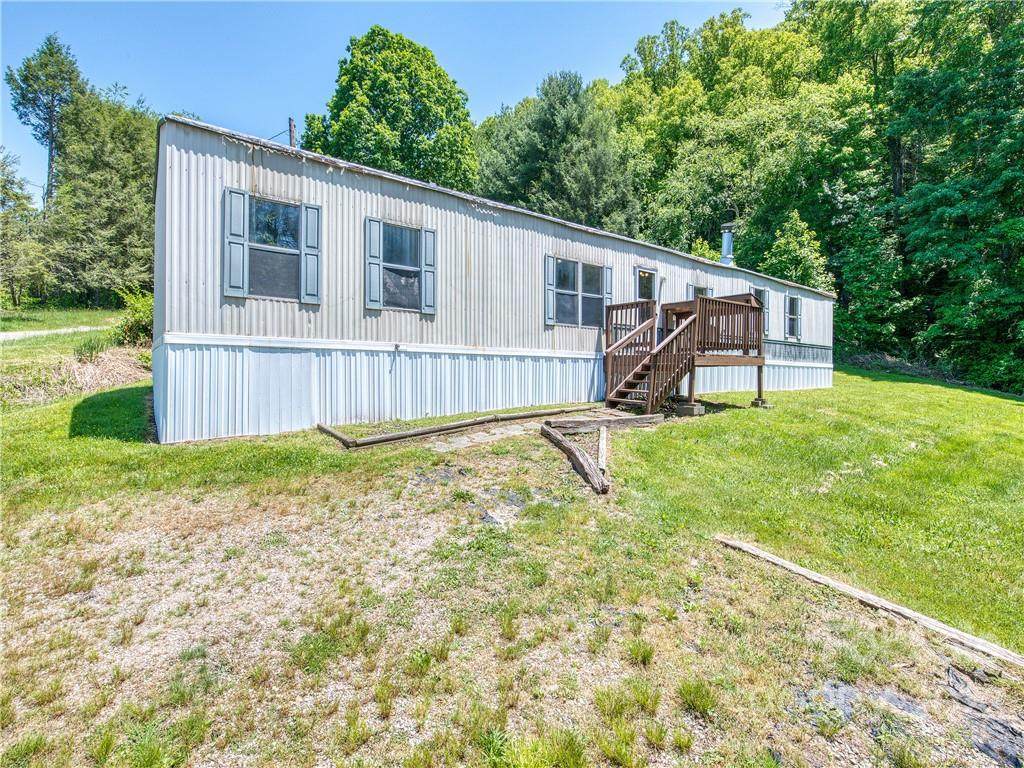 286 Hill View Drive - Photo 1
