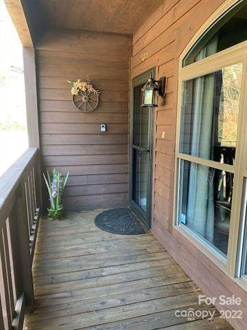 204 Lower Tanglewood Road - Photo 1