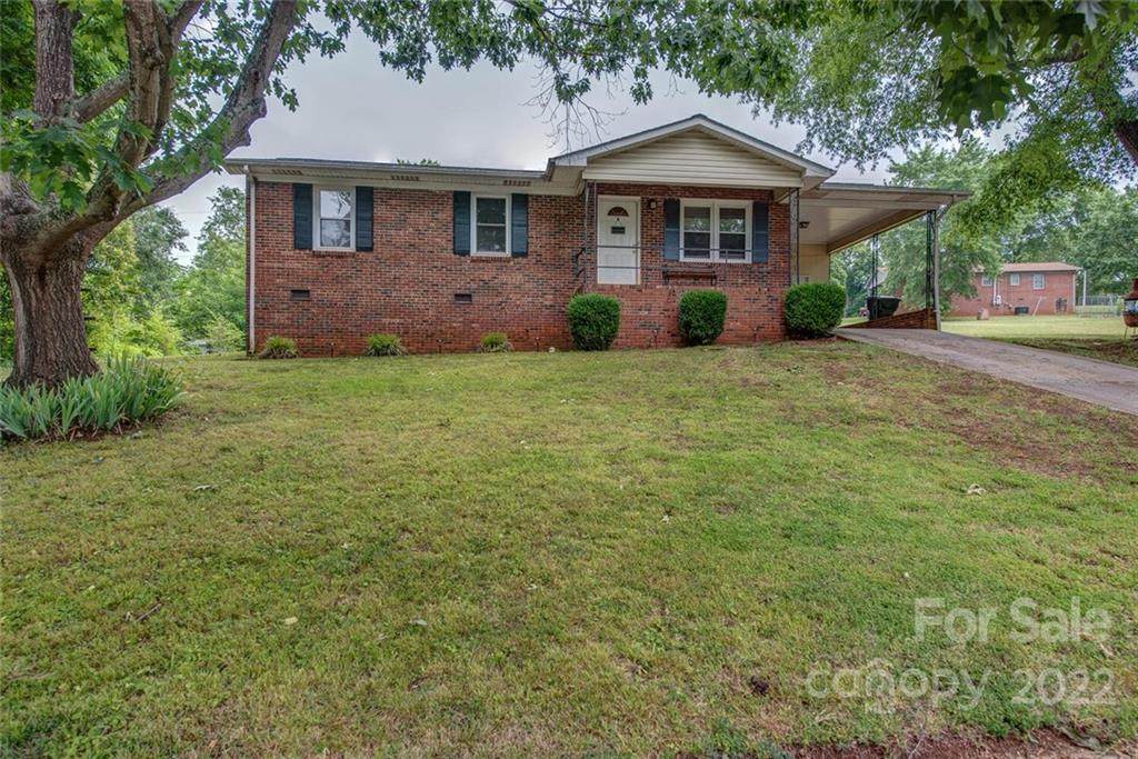 112 Tracy Street - Photo 1