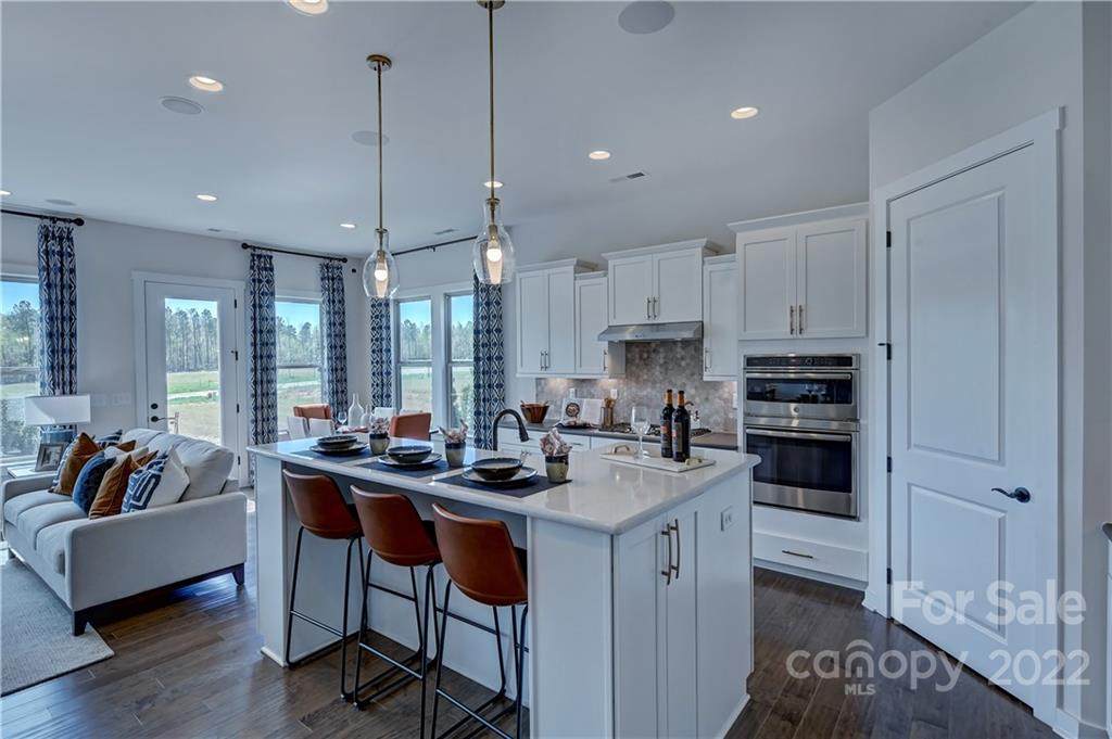 402 Northgate Boulevard - Photo 1