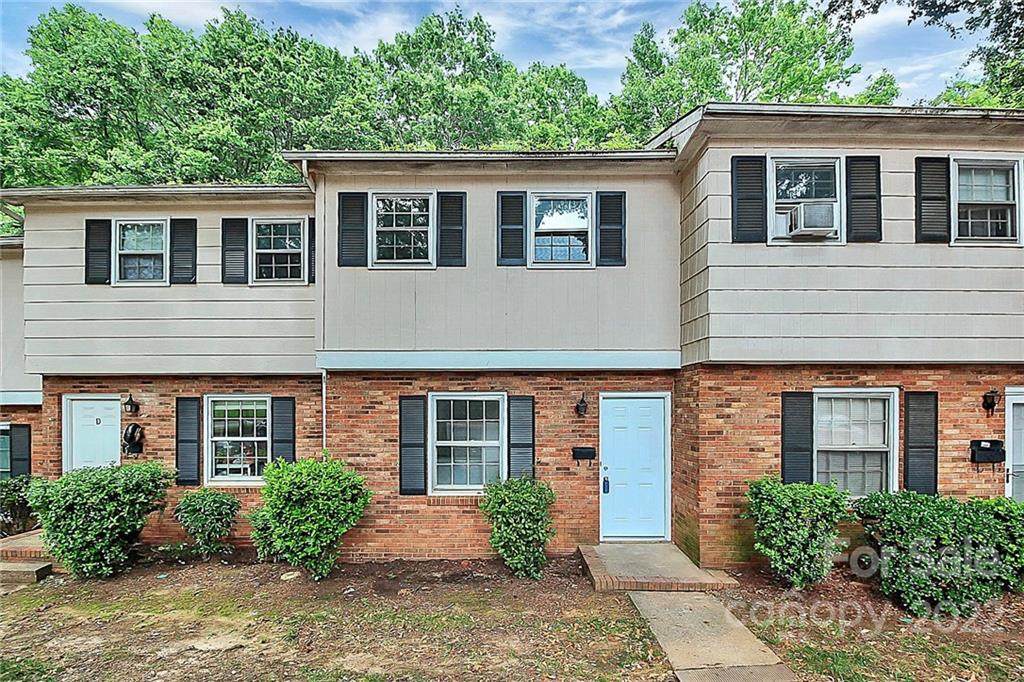 1788 Ebenezer Road - Photo 1