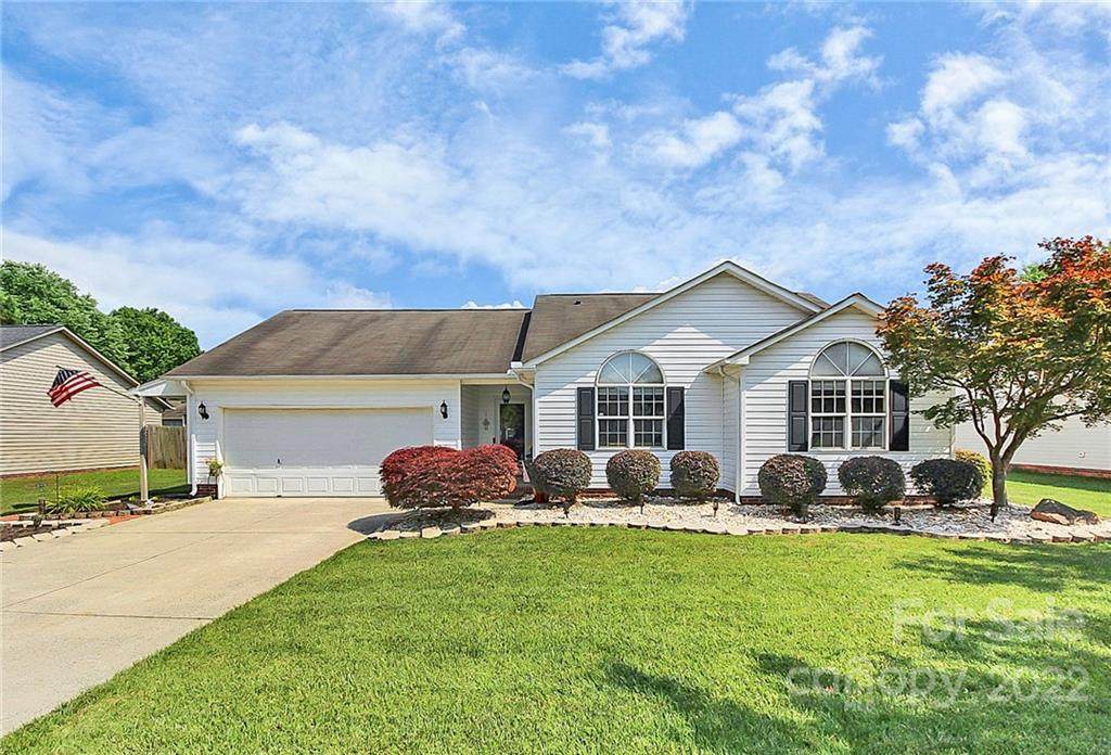 4130 Zebulon Avenue - Photo 1